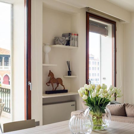 Grand Canal Luxury Apartment With Terrace R&R Венеція Екстер'єр фото