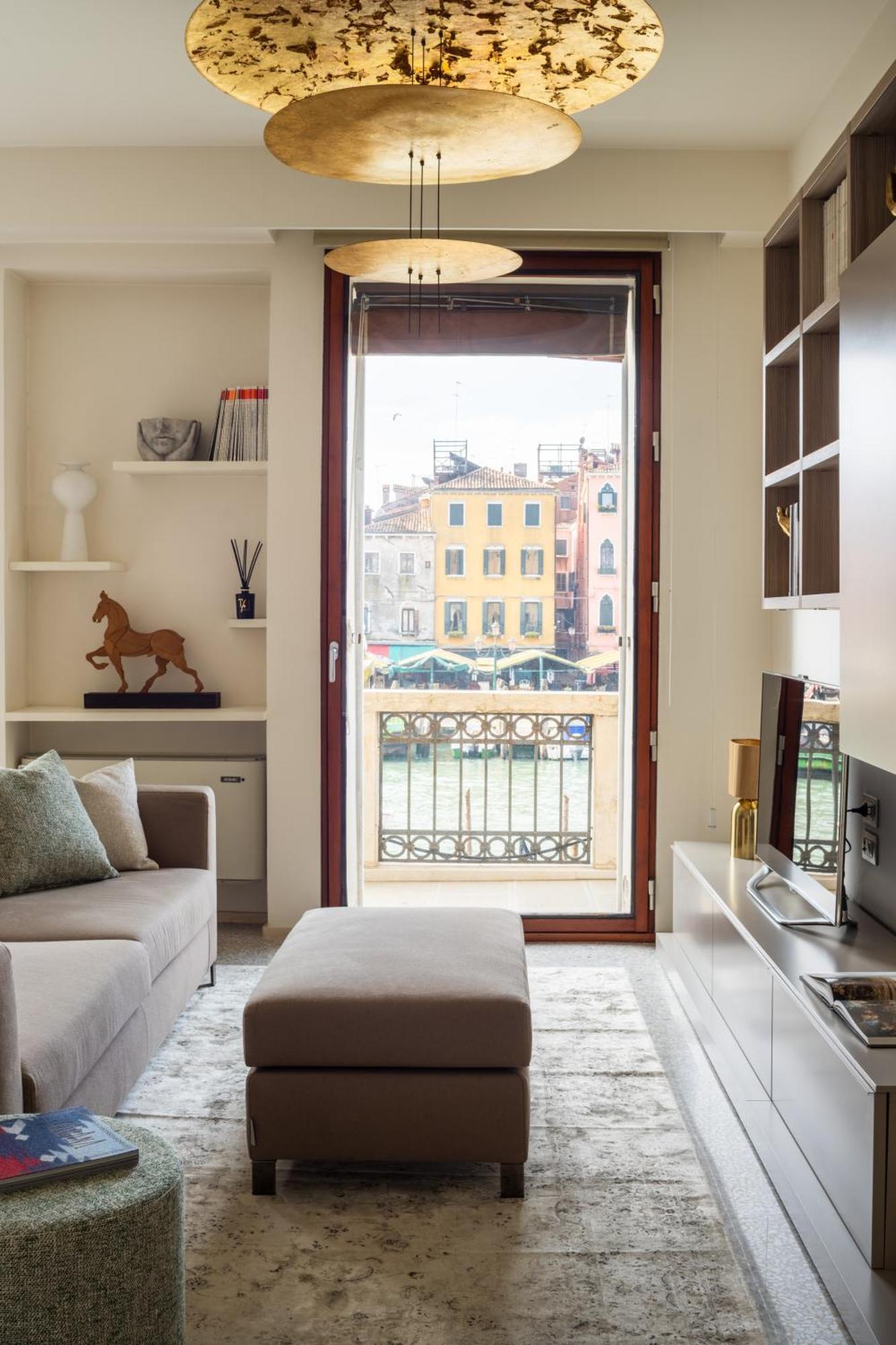 Grand Canal Luxury Apartment With Terrace R&R Венеція Екстер'єр фото
